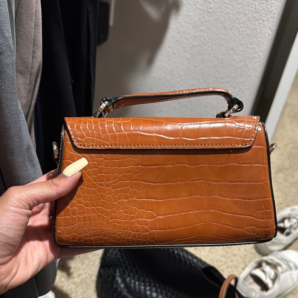 Croc-Embossed Tan Handbag - Picture 2 of 4